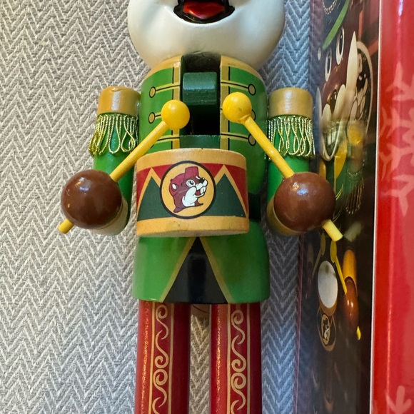 NEW IN BOX 2024 Buc-ee’s Nutcracker Festive Christmas Decoration 16” - Picture 5 of 14